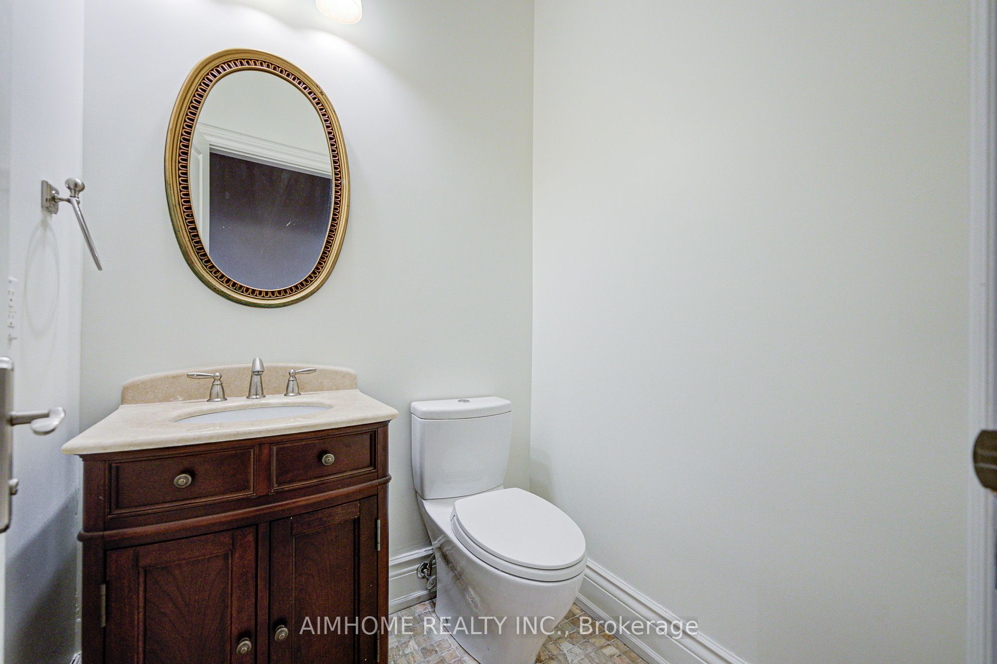 208 Florance Avenue Property Photo 27