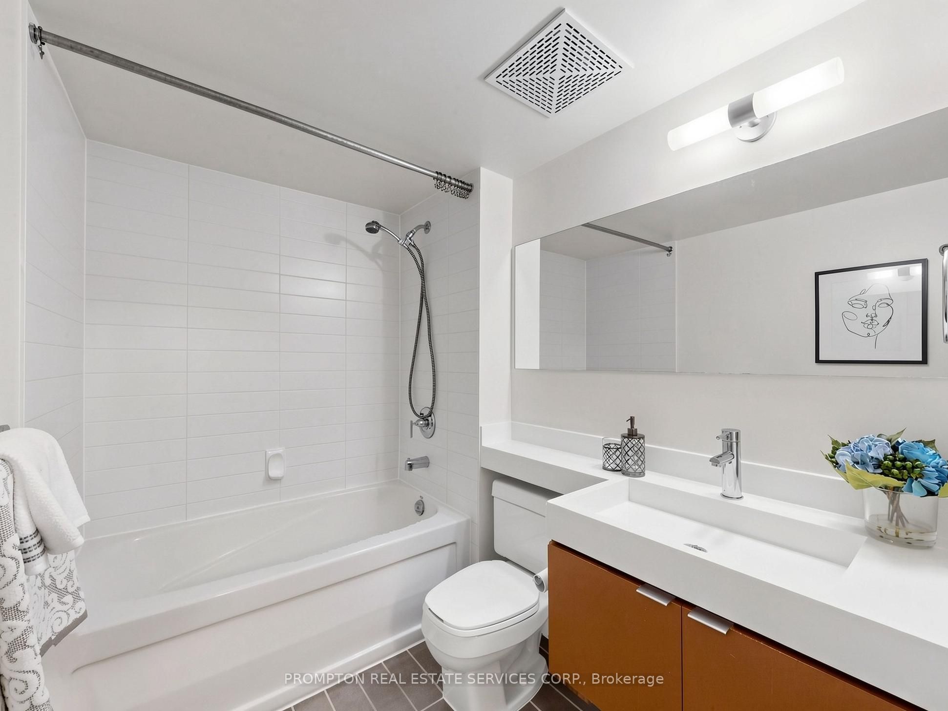 4k Spadina Avenue 1006 Property Photo 32