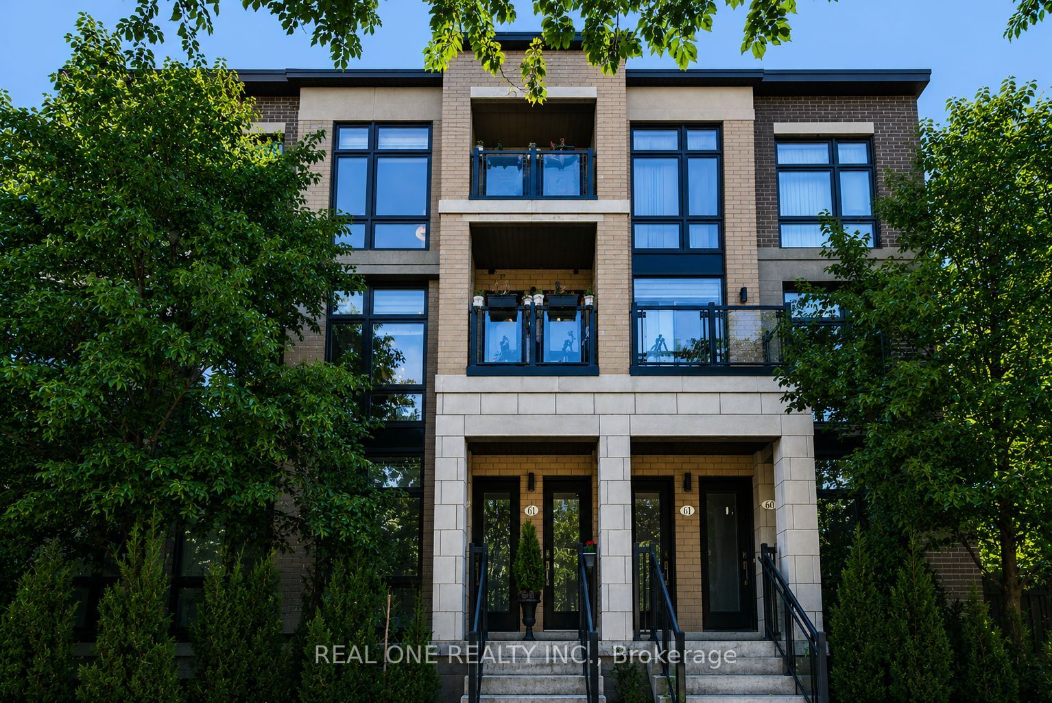 27 Eldora Avenue 63 Property Photo 1
