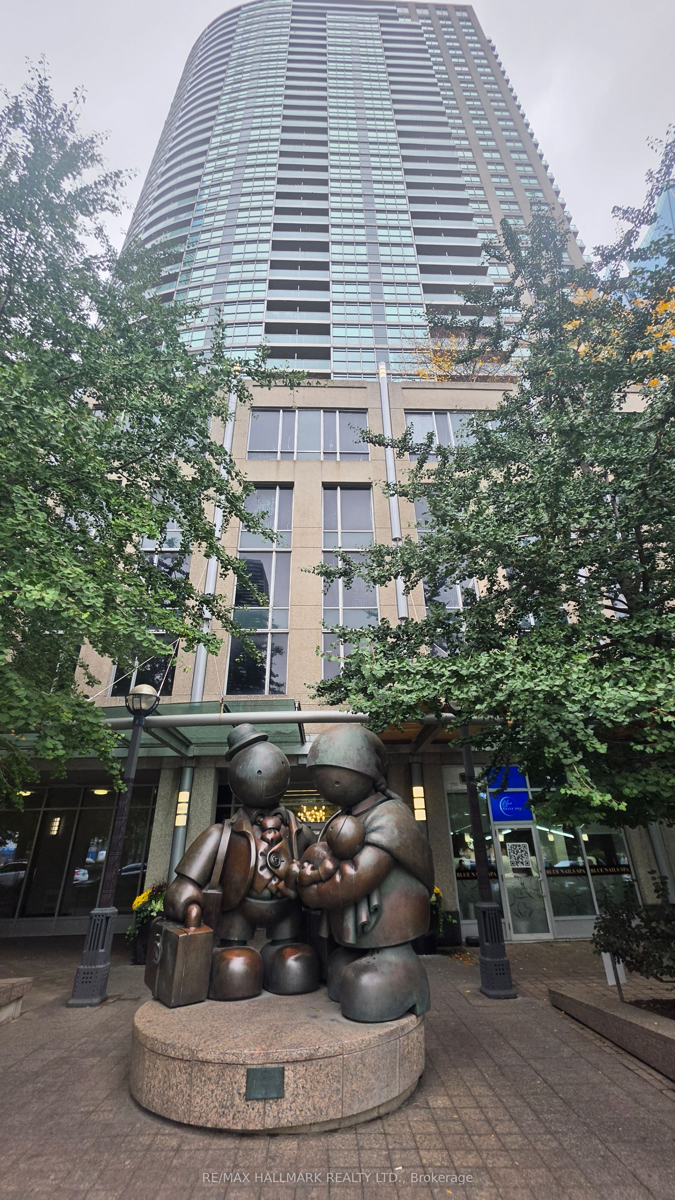 18 Yonge Street 914 Property Photo 38