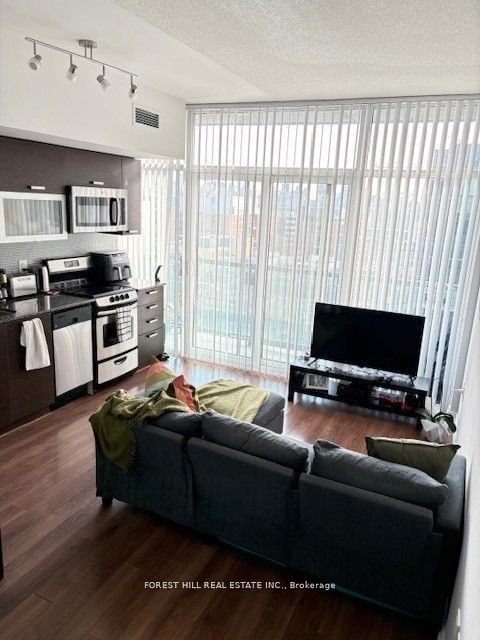 36 Lisgar Street 1510e Property Photo 5