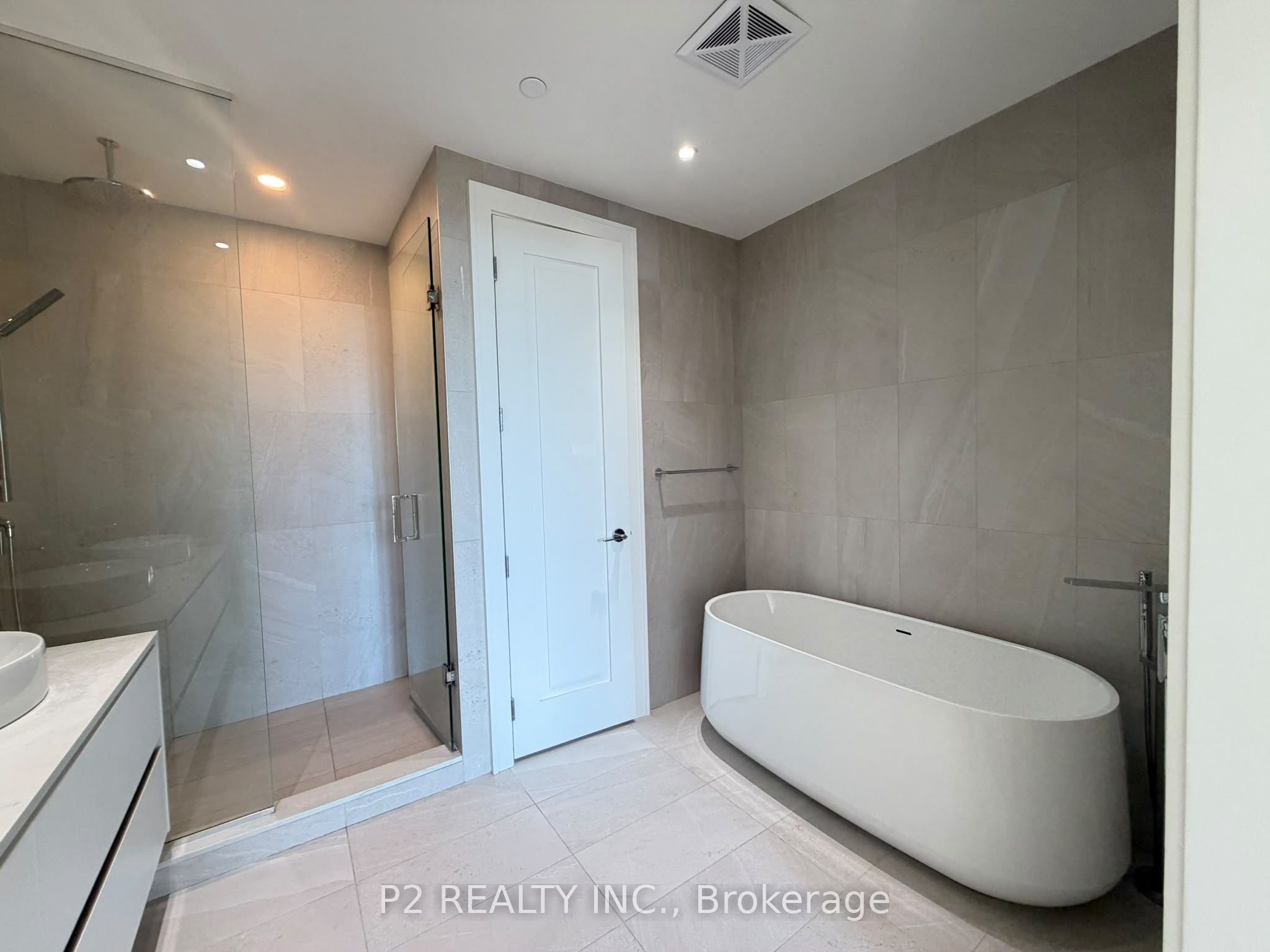 2 Forest Hill Road 806 Property Photo 10
