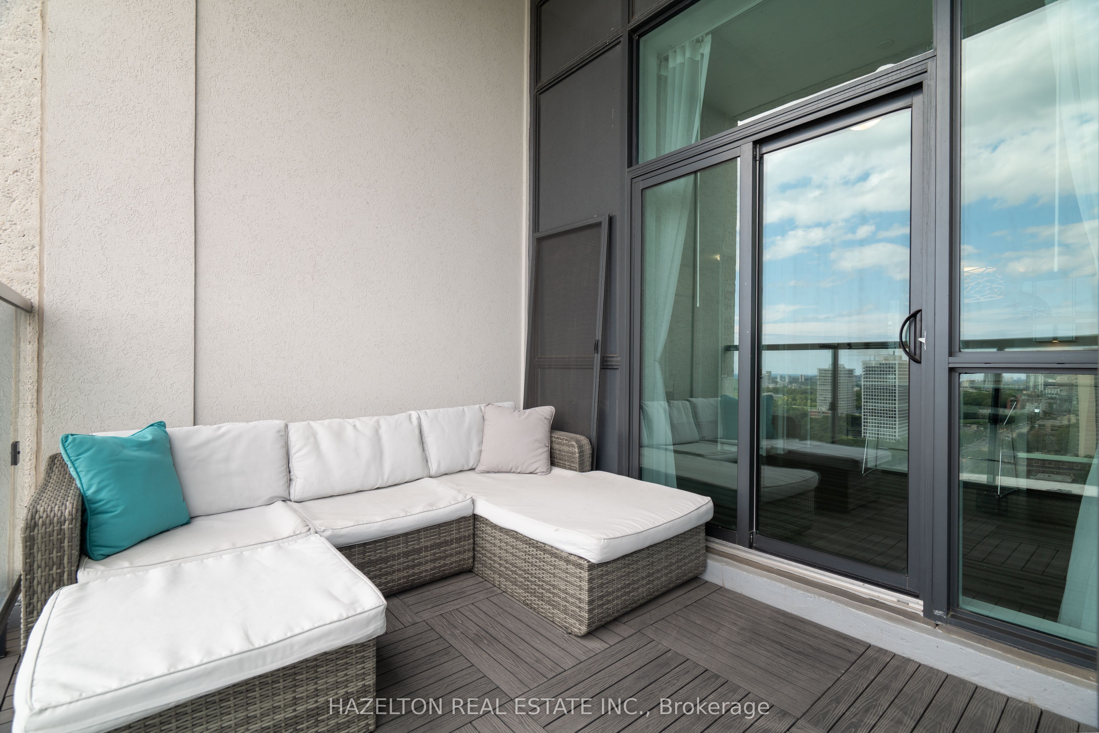 1486 Bathurst Street Ph2/1802 Property Photo 41
