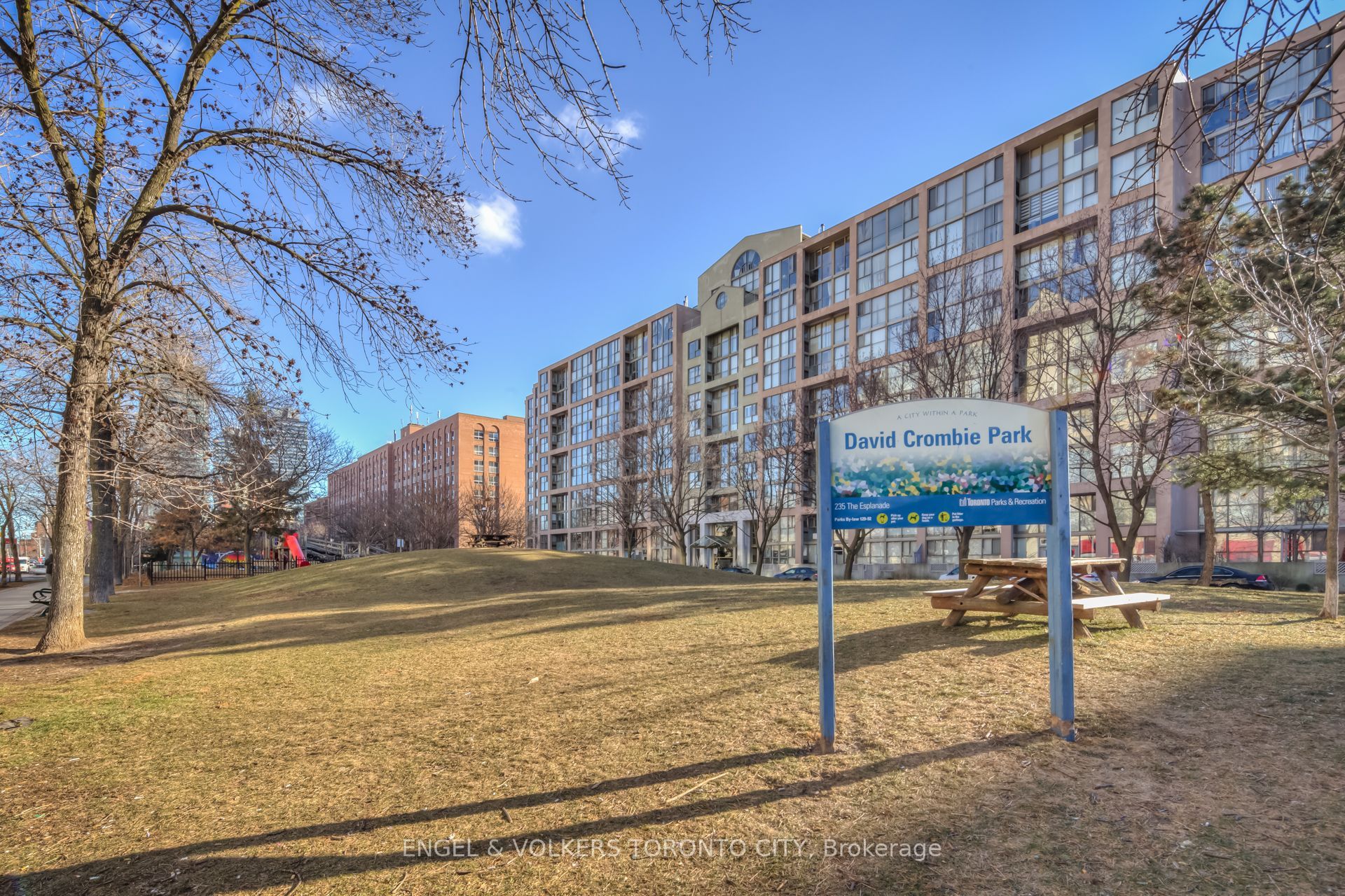 222 The Esplanade 306 Property Photo 2