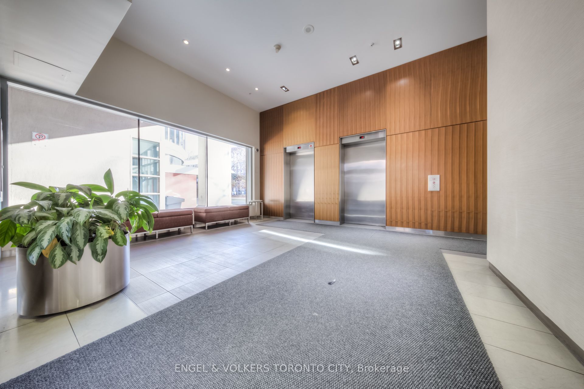 222 The Esplanade 306 Property Photo 3