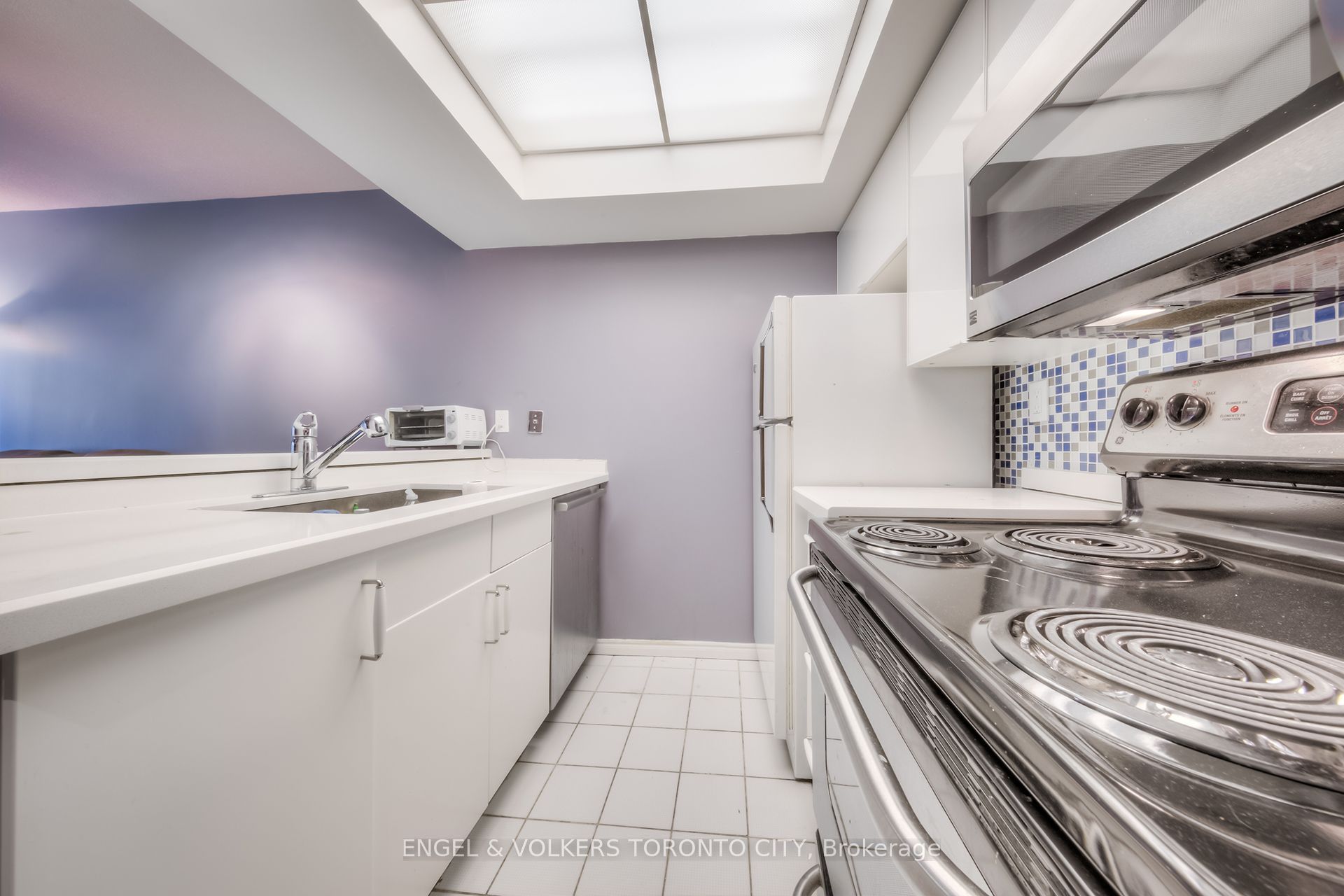 222 The Esplanade 306 Property Photo 14