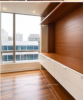 85 Bloor Street E 2007 Property Photo 11