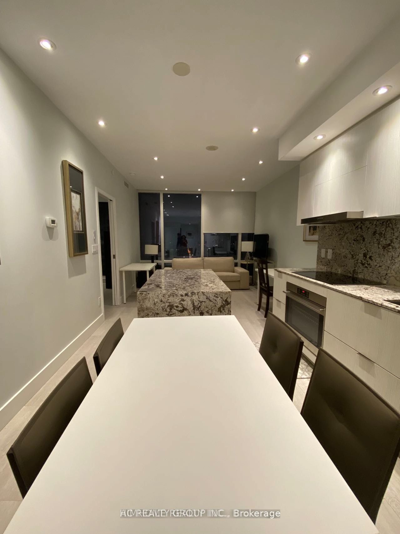 1 Bloor Street E 4009 Property Photo 5