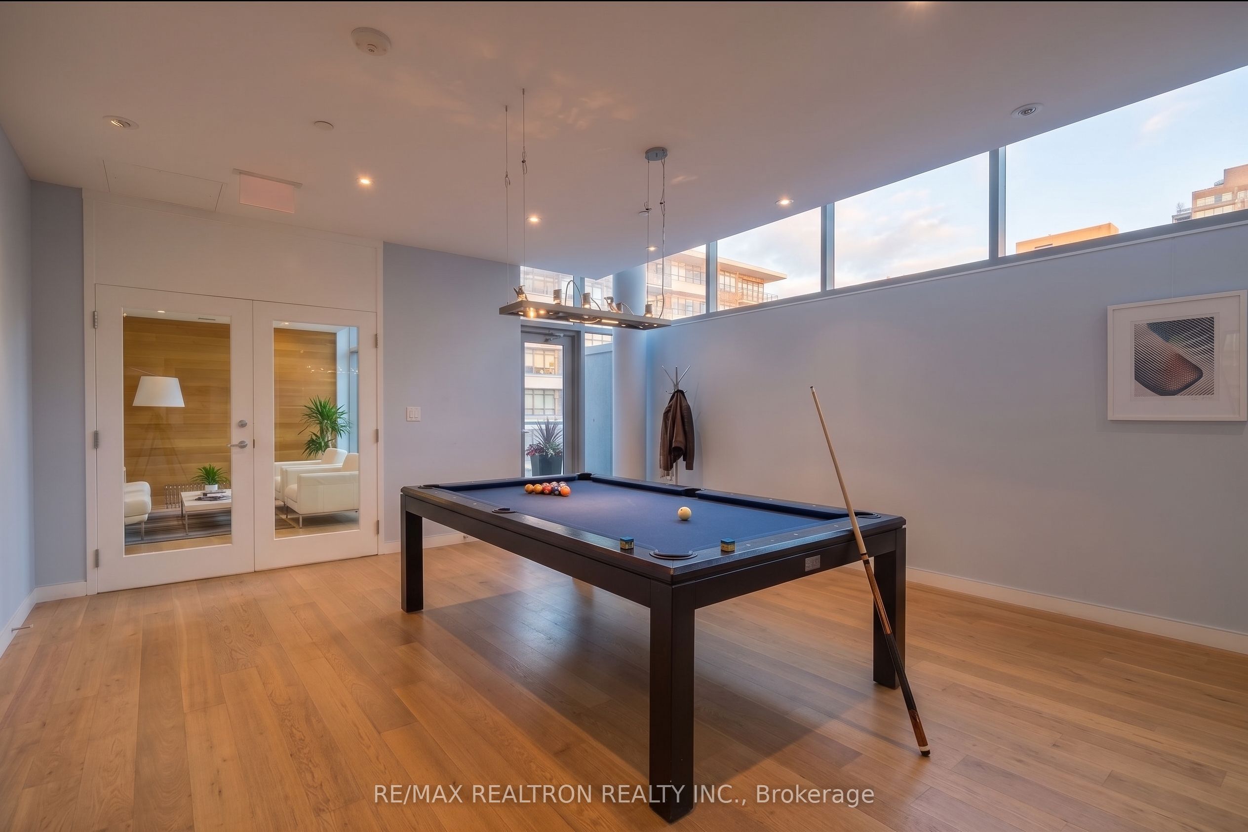 25 Telegram Mews 611 Property Photo 18