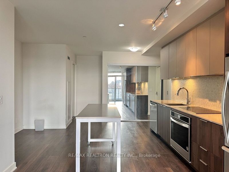 2 Sonic Way 201 Property Photo 6