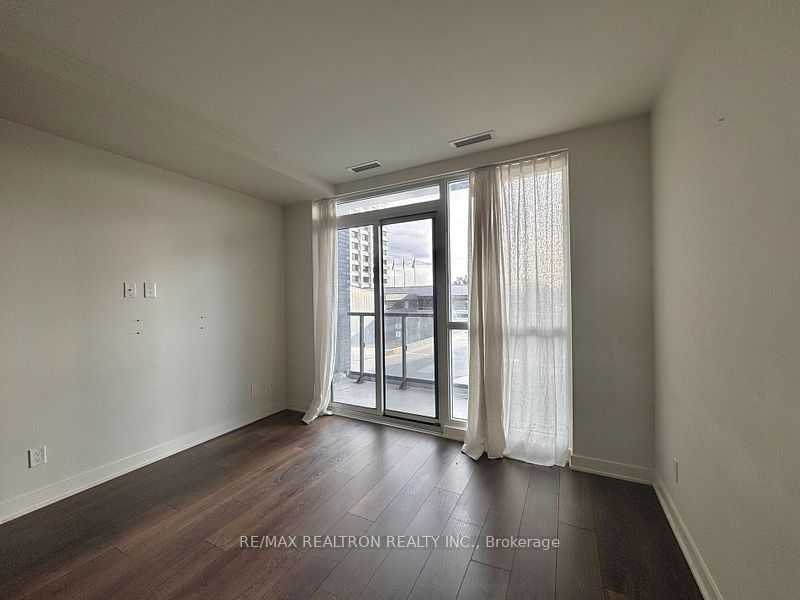 2 Sonic Way 201 Property Photo 13