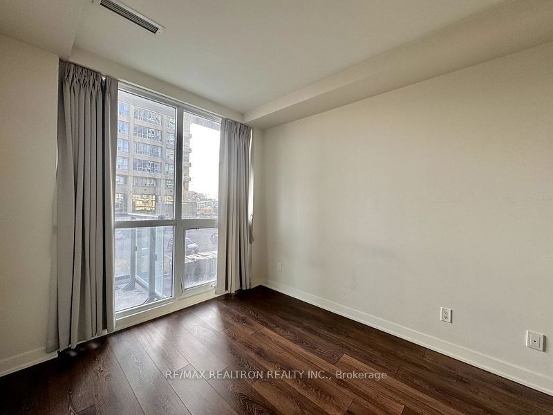 2 Sonic Way 201 Property Photo 16