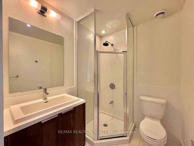 2 Sonic Way 201 Property Photo 18