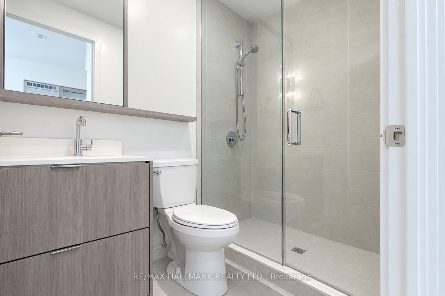 6 Greenbriar Road 216 Property Photo 9