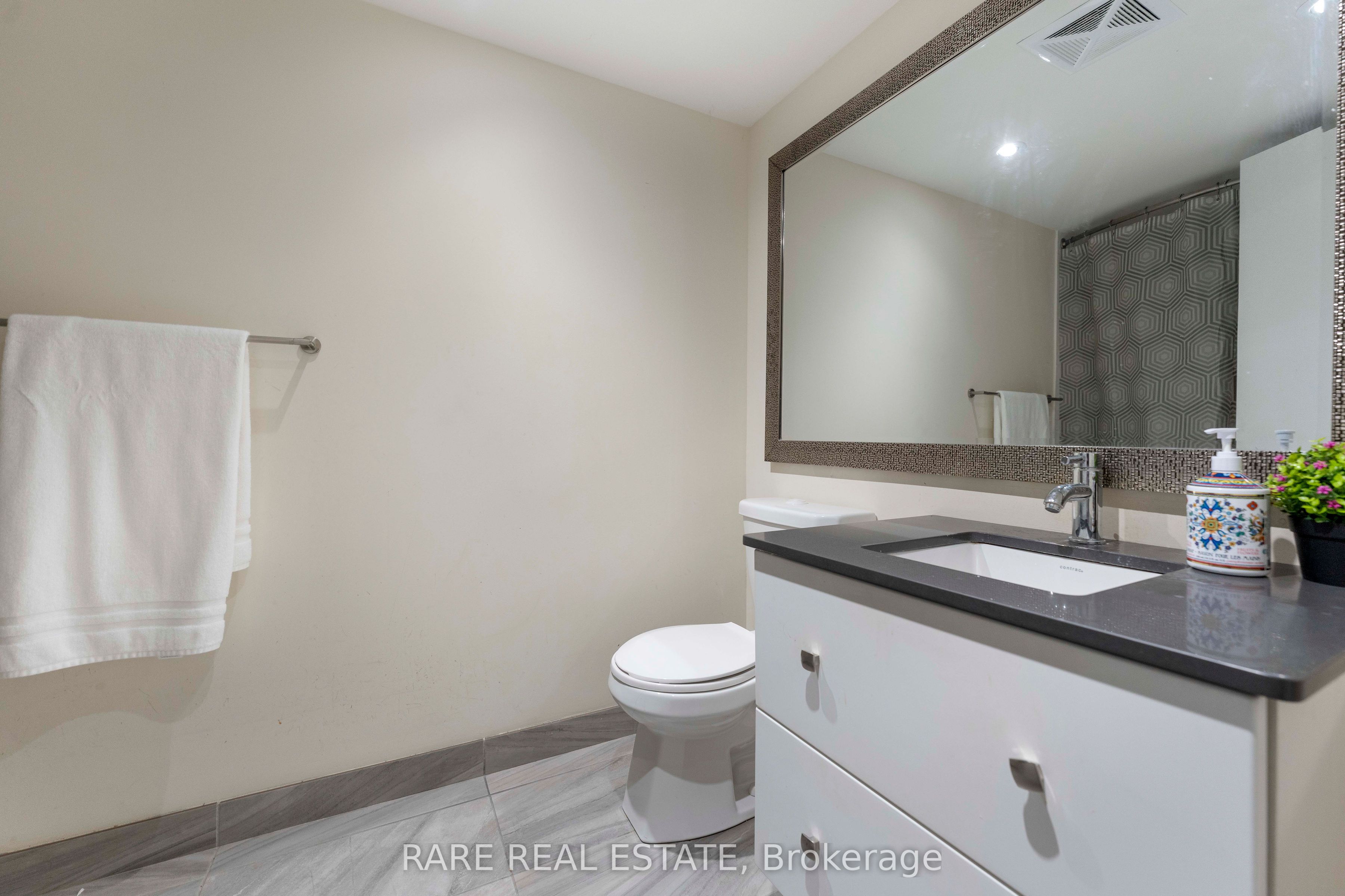 555 Wilson Avenue E113 Property Photo 21