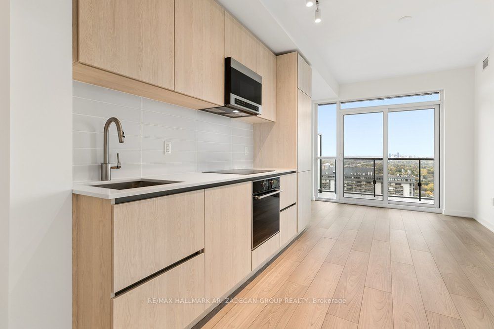 110 Broadway Avenue 3109 Property Photo 15