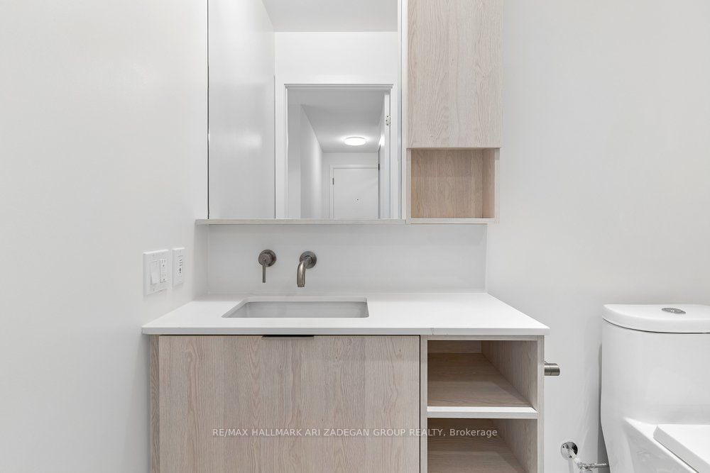 110 Broadway Avenue 3109 Property Photo 16