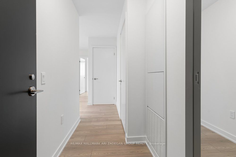 110 Broadway Avenue 3109 Property Photo 20