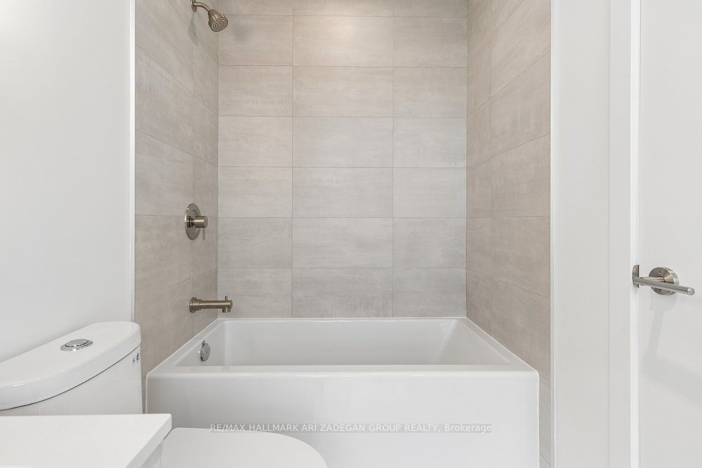 110 Broadway Avenue 3109 Property Photo 32