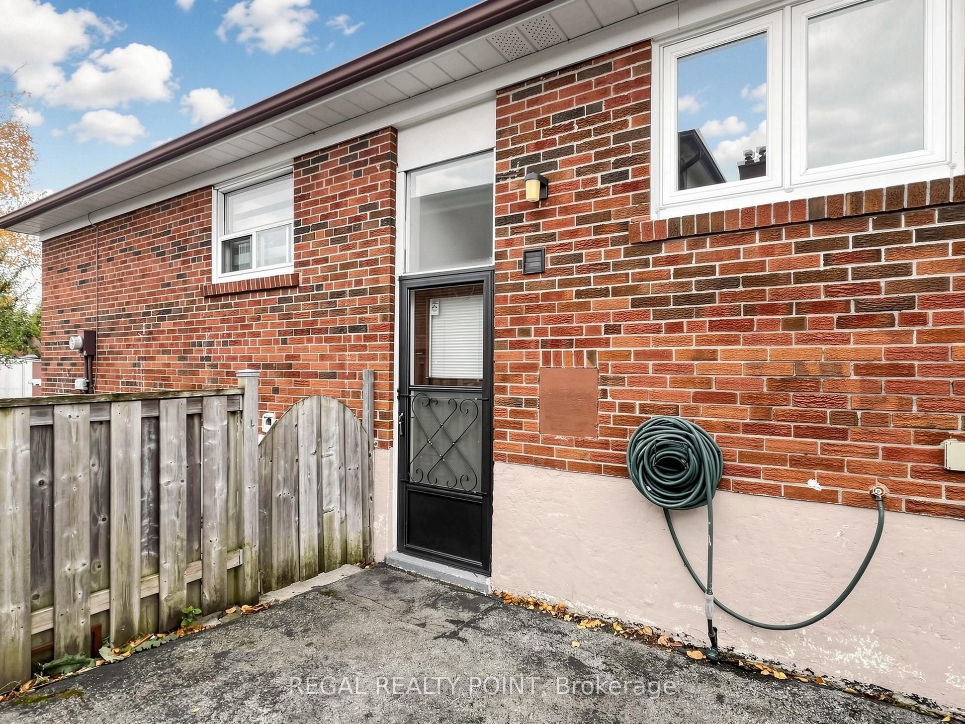 71 Clydesdale Drive Basement Property Photo 2