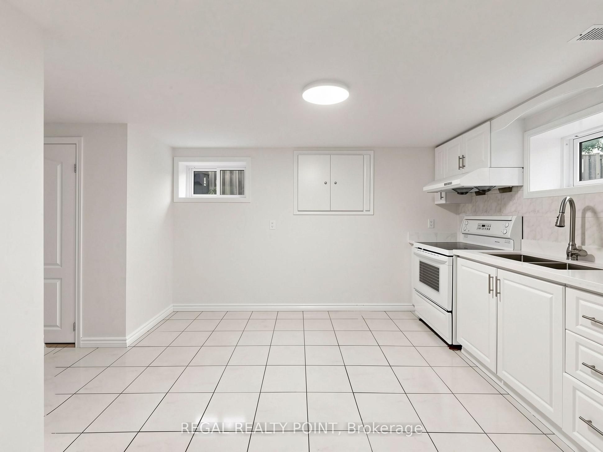 71 Clydesdale Drive Basement Property Photo 11