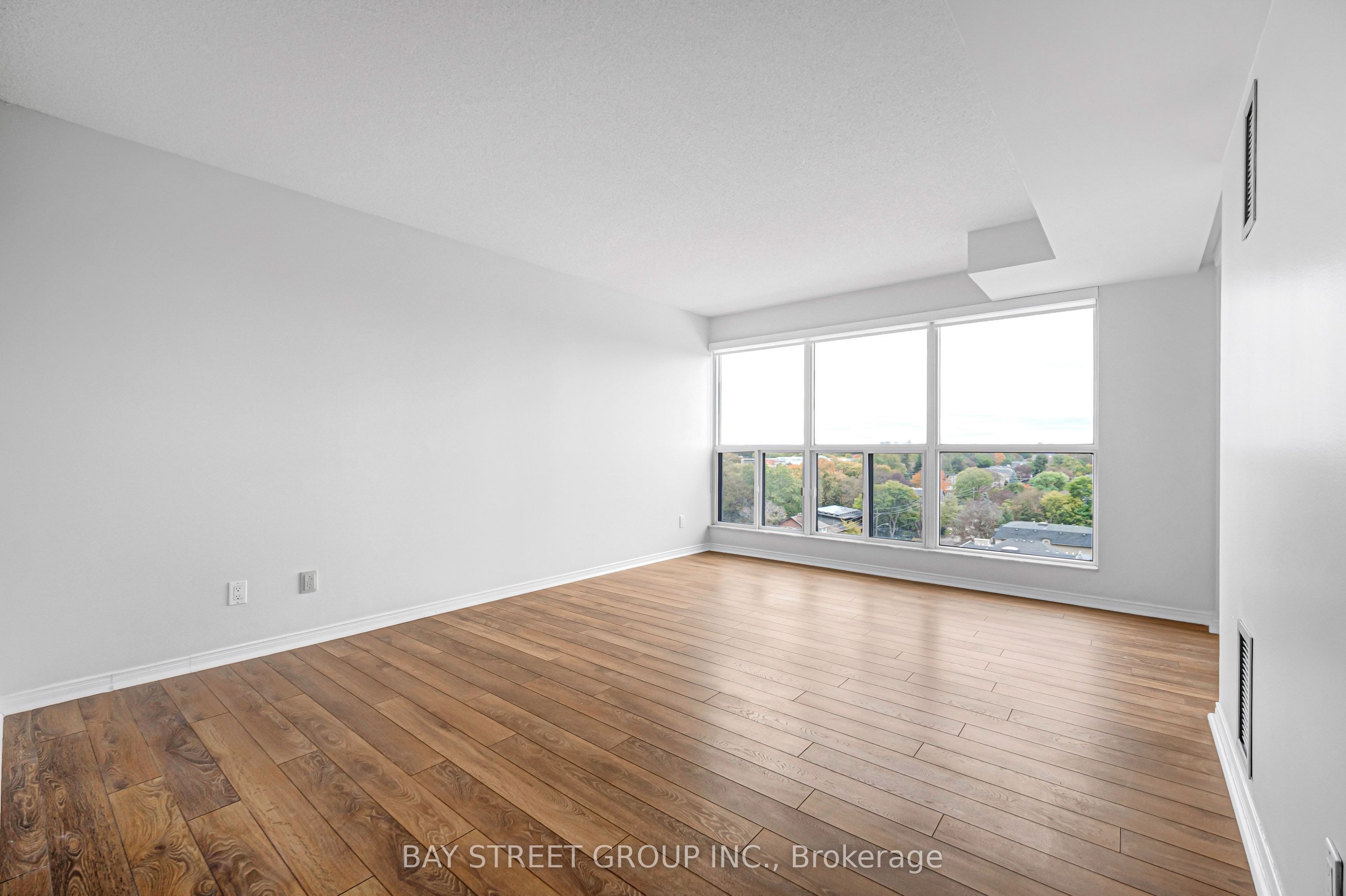 28 Hollywood Avenue 906 Property Photo 14