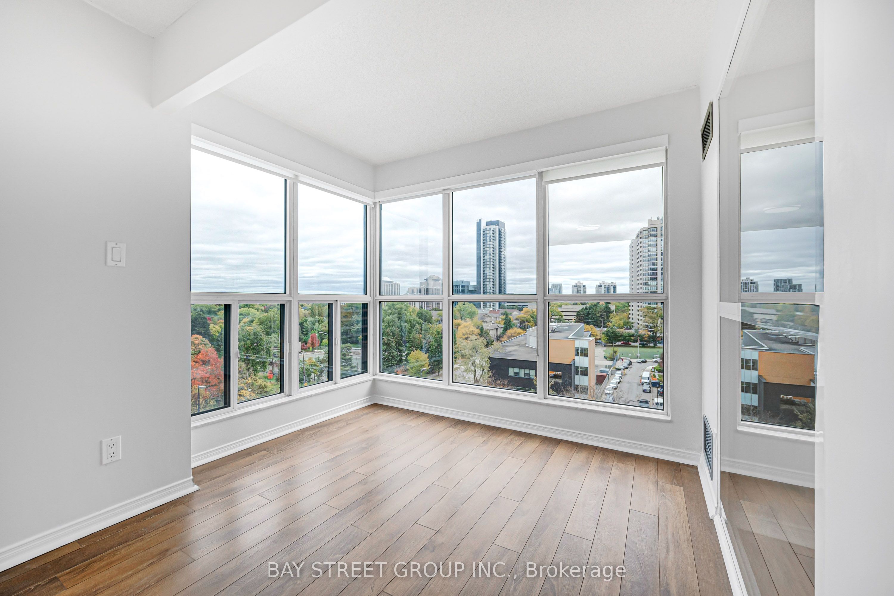 28 Hollywood Avenue 906 Property Photo 25