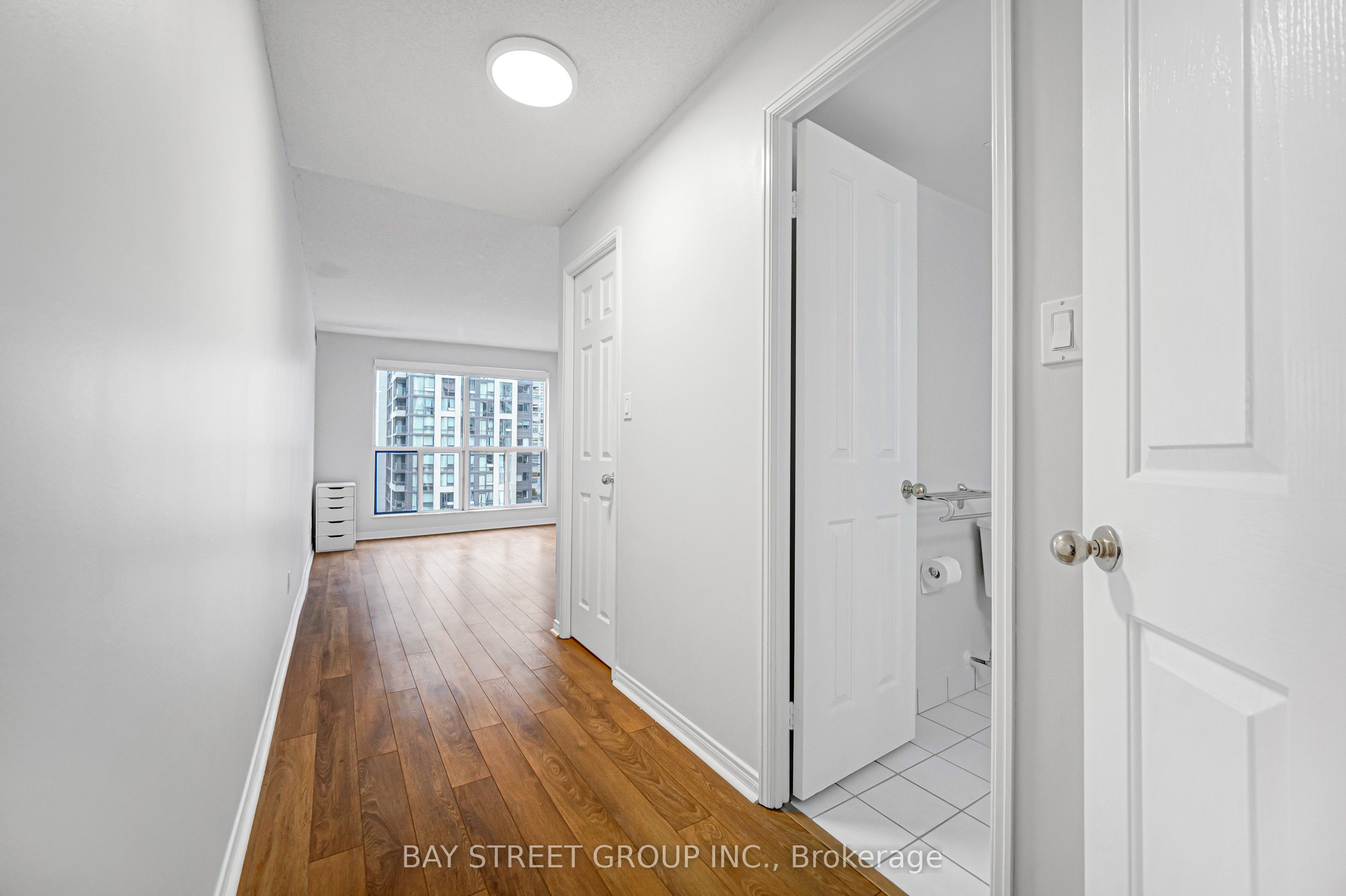 28 Hollywood Avenue 906 Property Photo 35