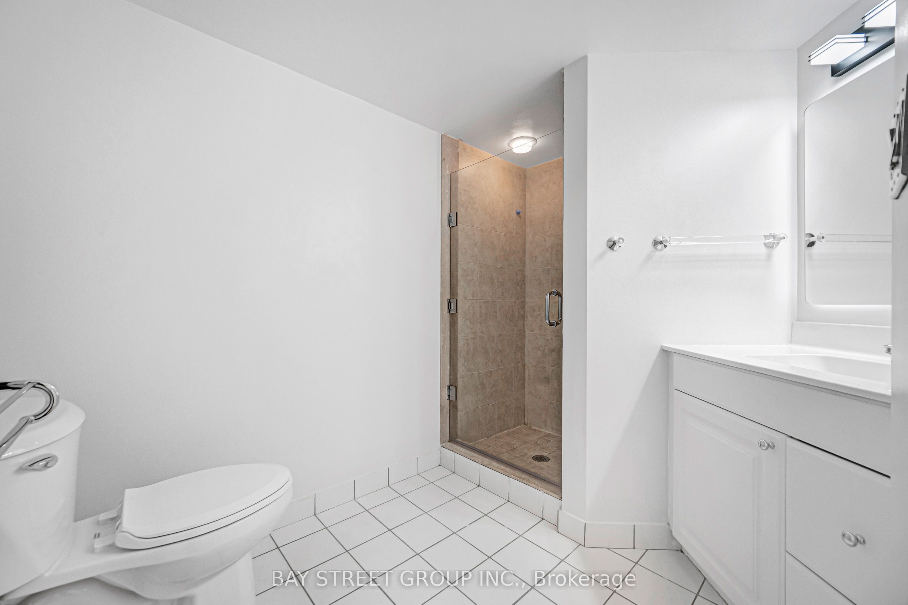 28 Hollywood Avenue 906 Property Photo 38
