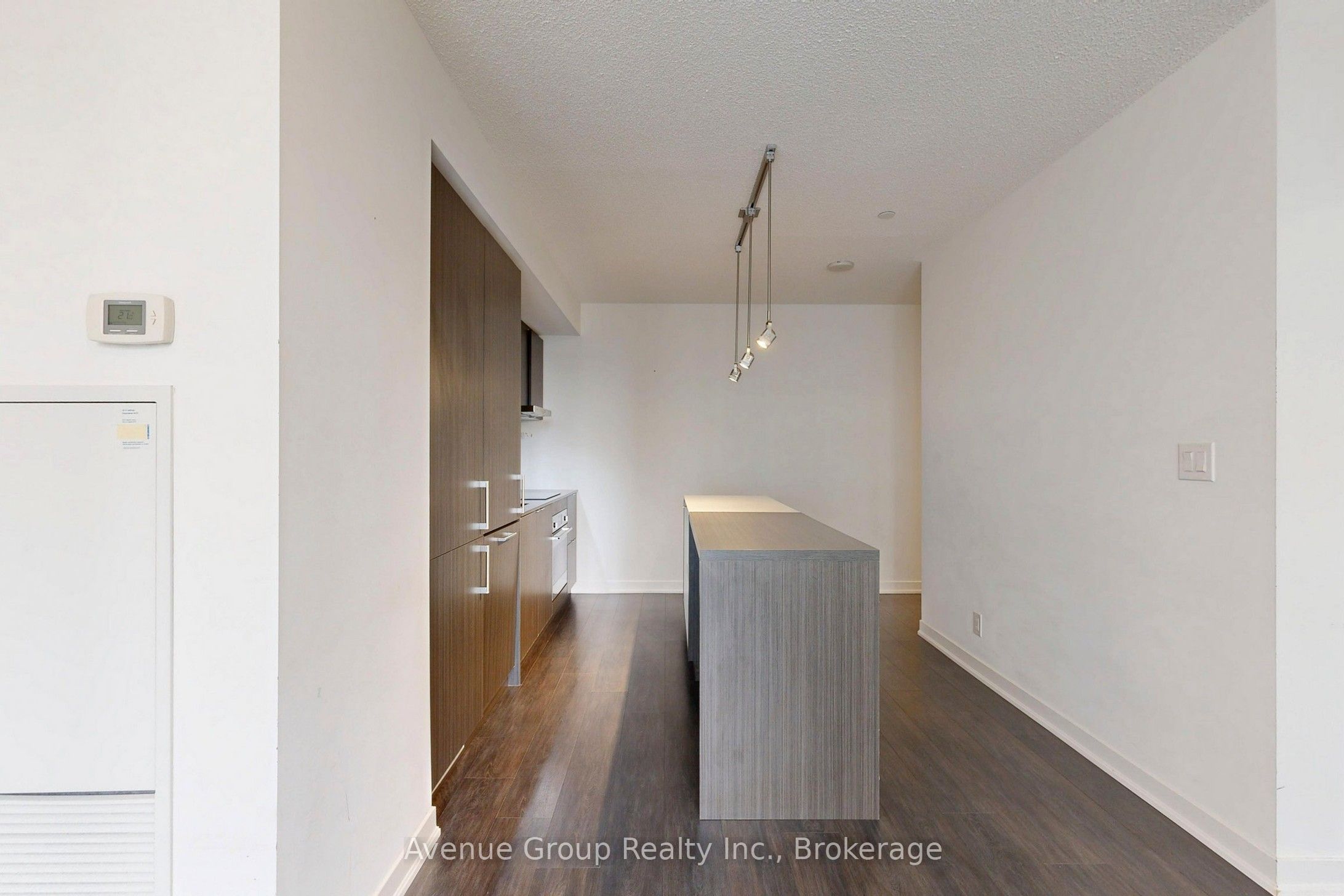 100 Harbour Street 1705 Property Photo 29