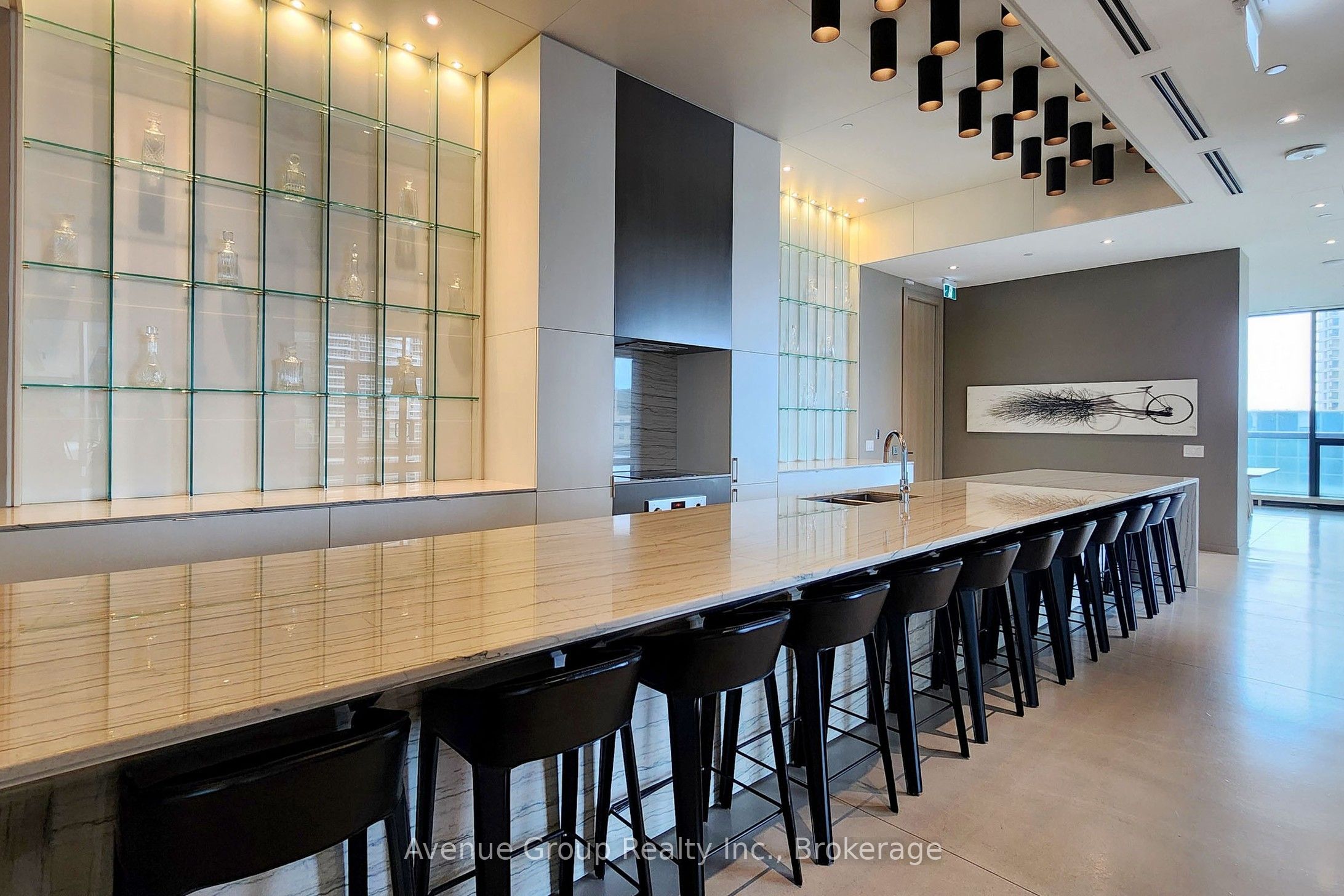 100 Harbour Street 1705 Property Photo 44