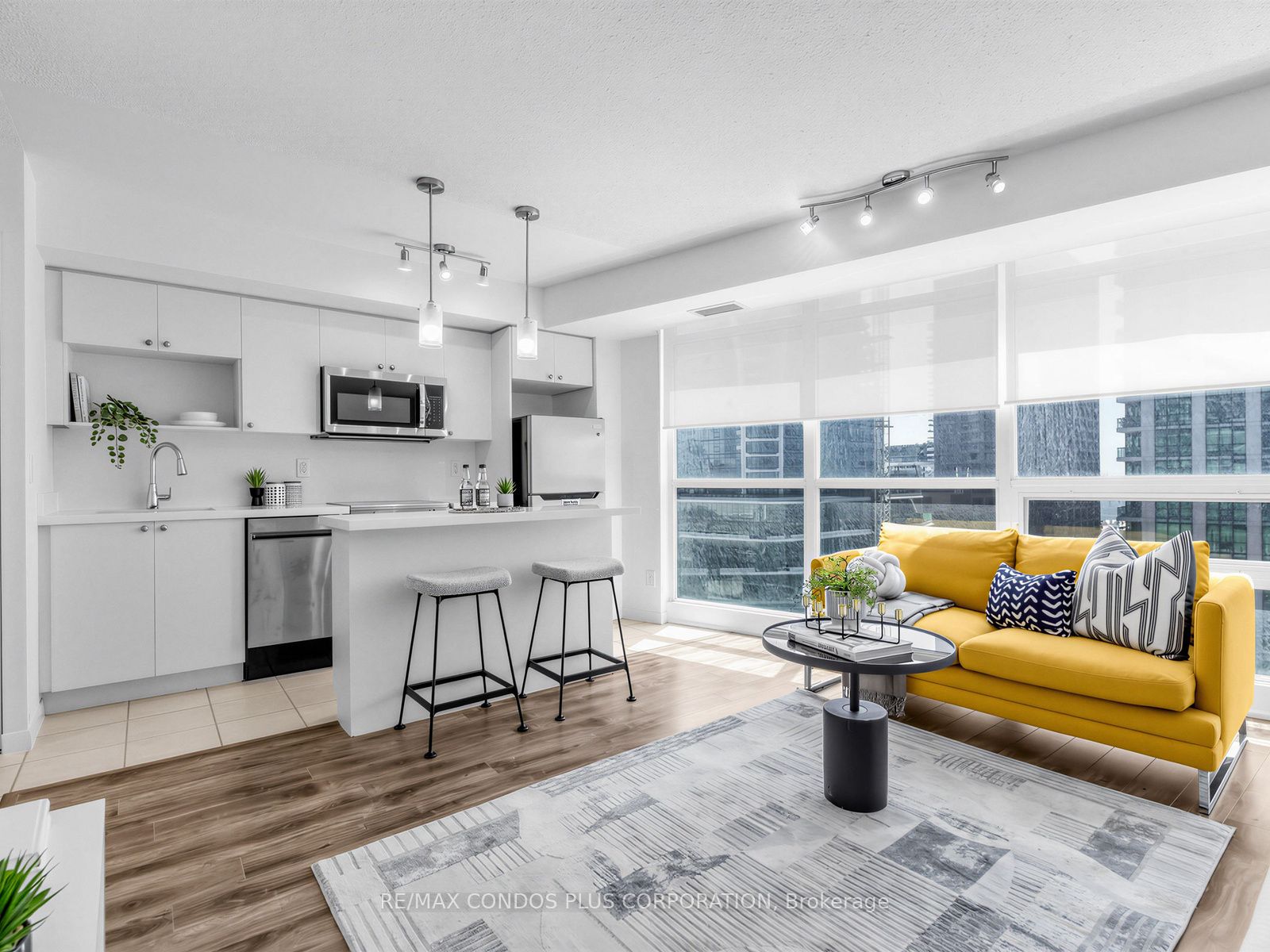 18 Yonge Street 1012 Property Photo 7