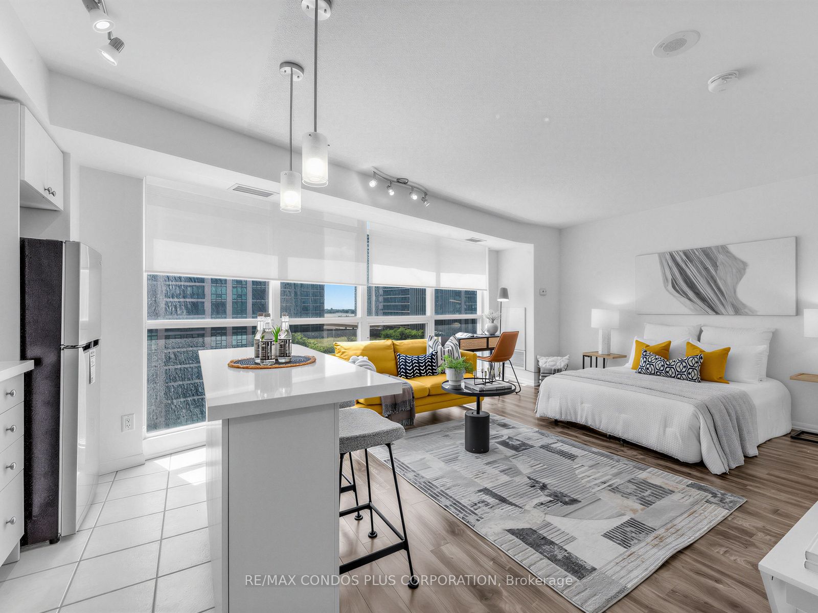 18 Yonge Street 1012 Property Photo 15
