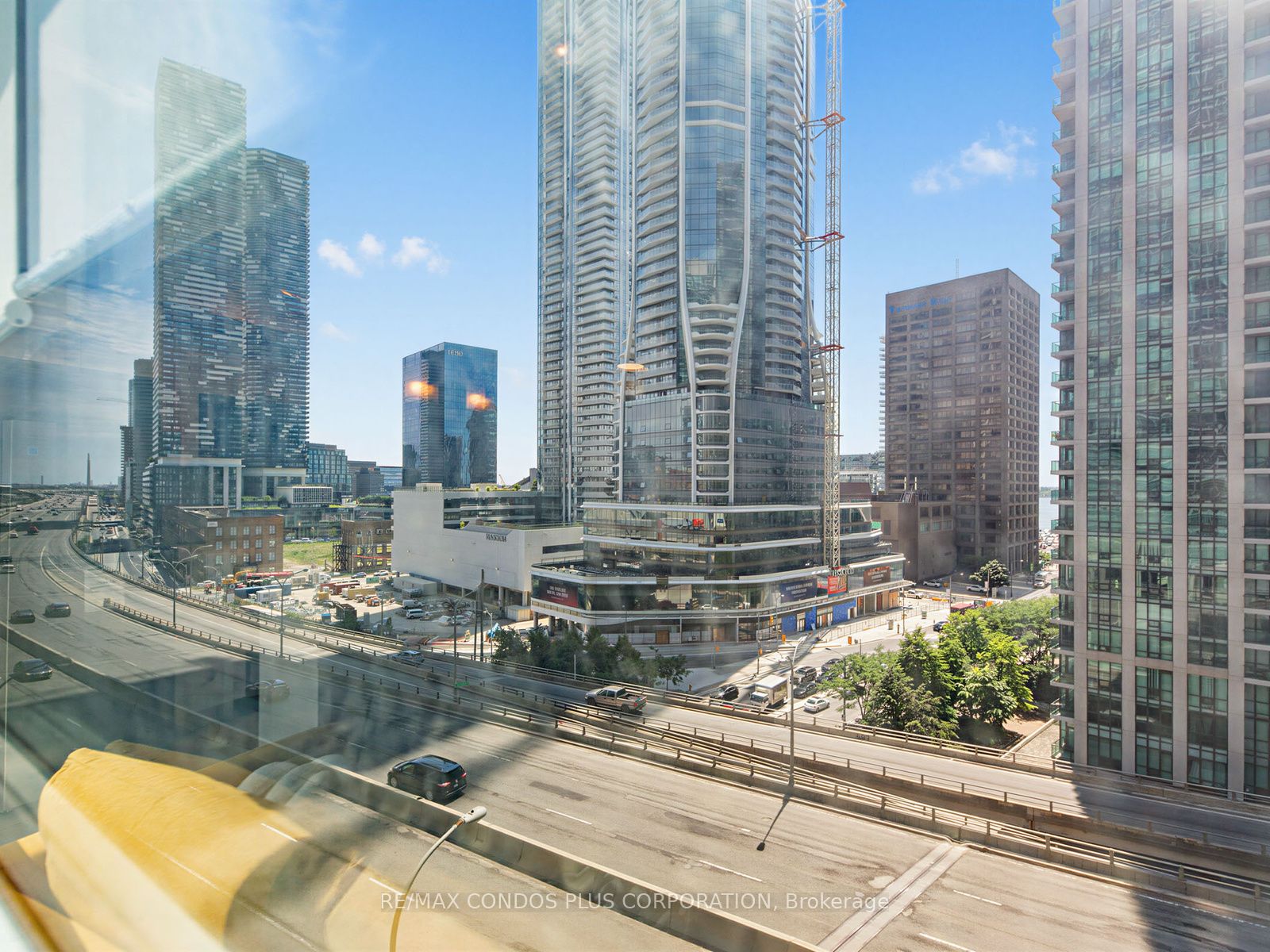 18 Yonge Street 1012 Property Photo 27