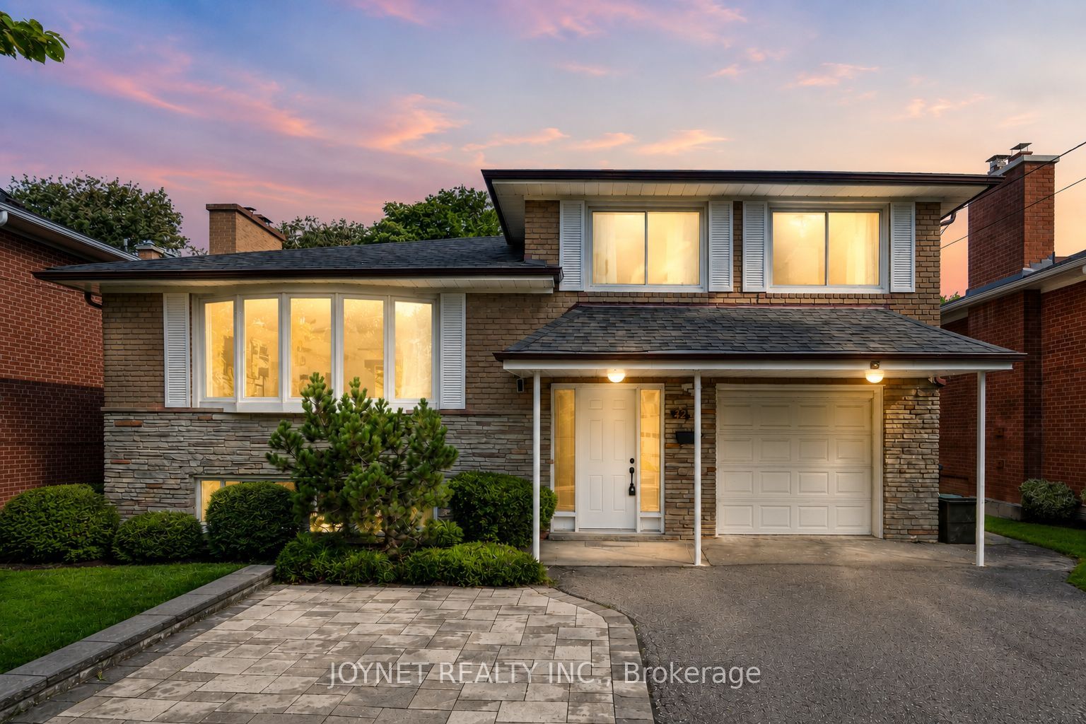 42 Brucedale Crescent Property Photo 2