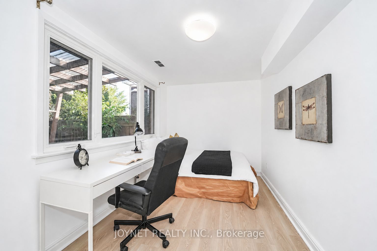 42 Brucedale Crescent Property Photo 11