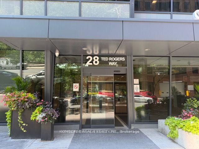 28 Ted Rogers Way 2108 Property Photo 2