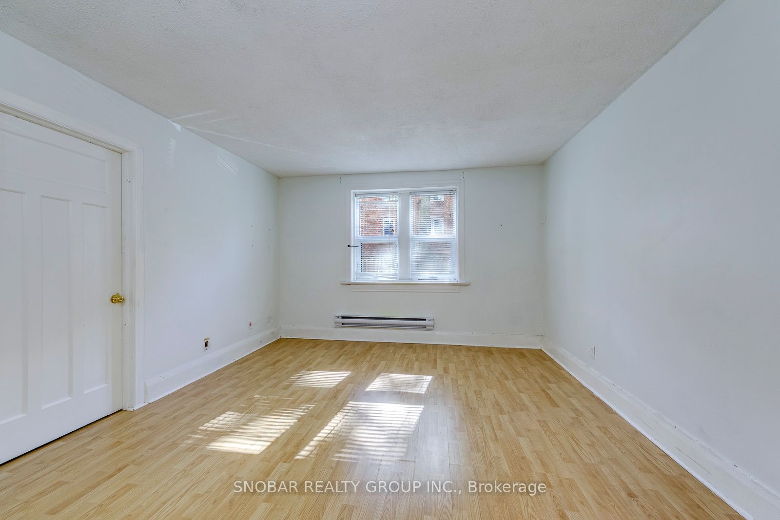 114 Vaughan Road 105 Property Photo 6