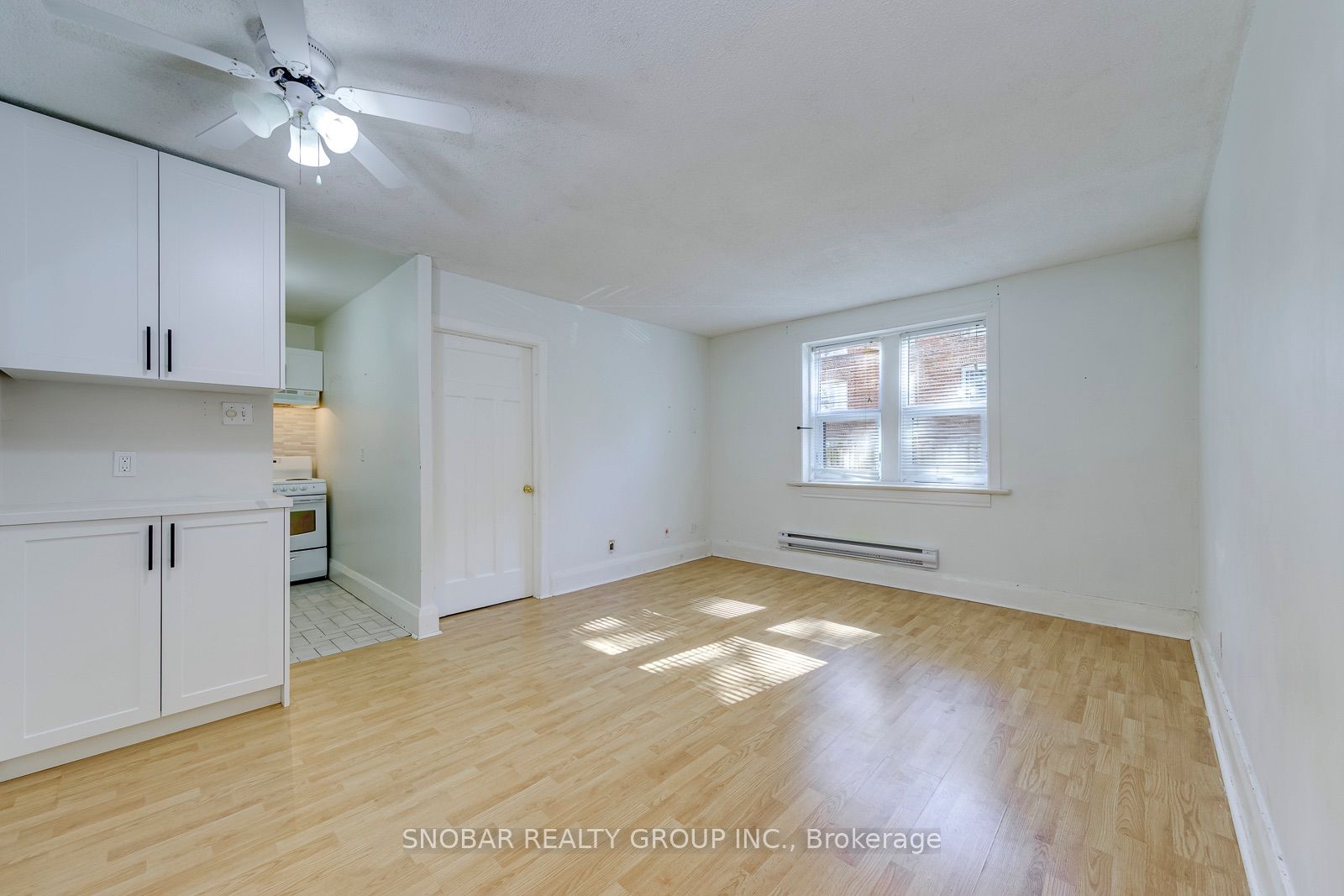114 Vaughan Road 105 Property Photo 5
