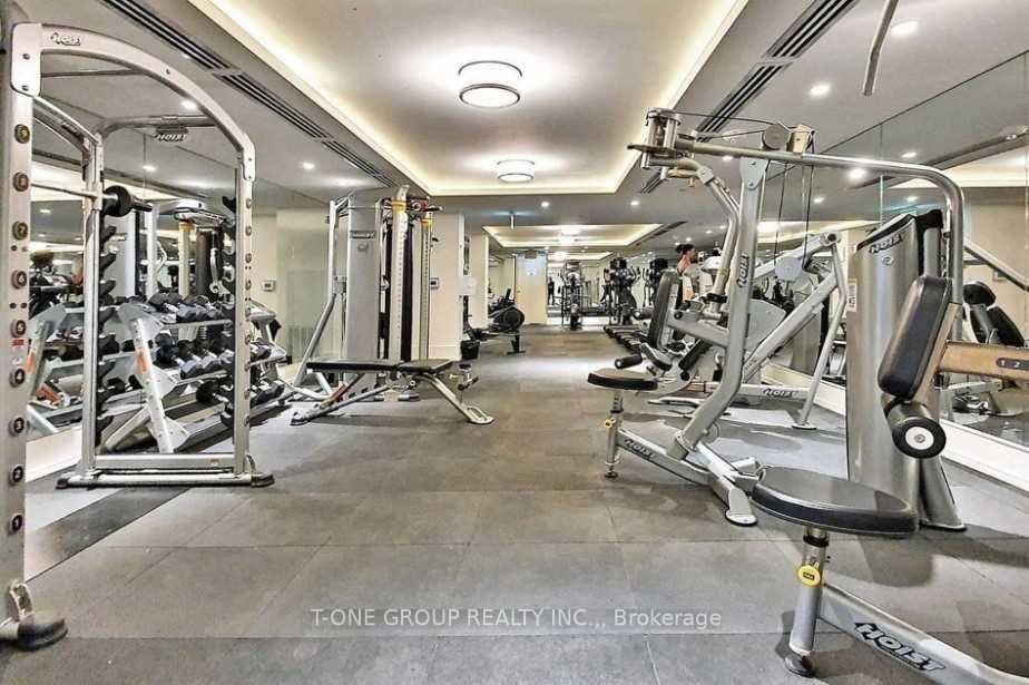955 Bay Street 1018 Property Photo 14