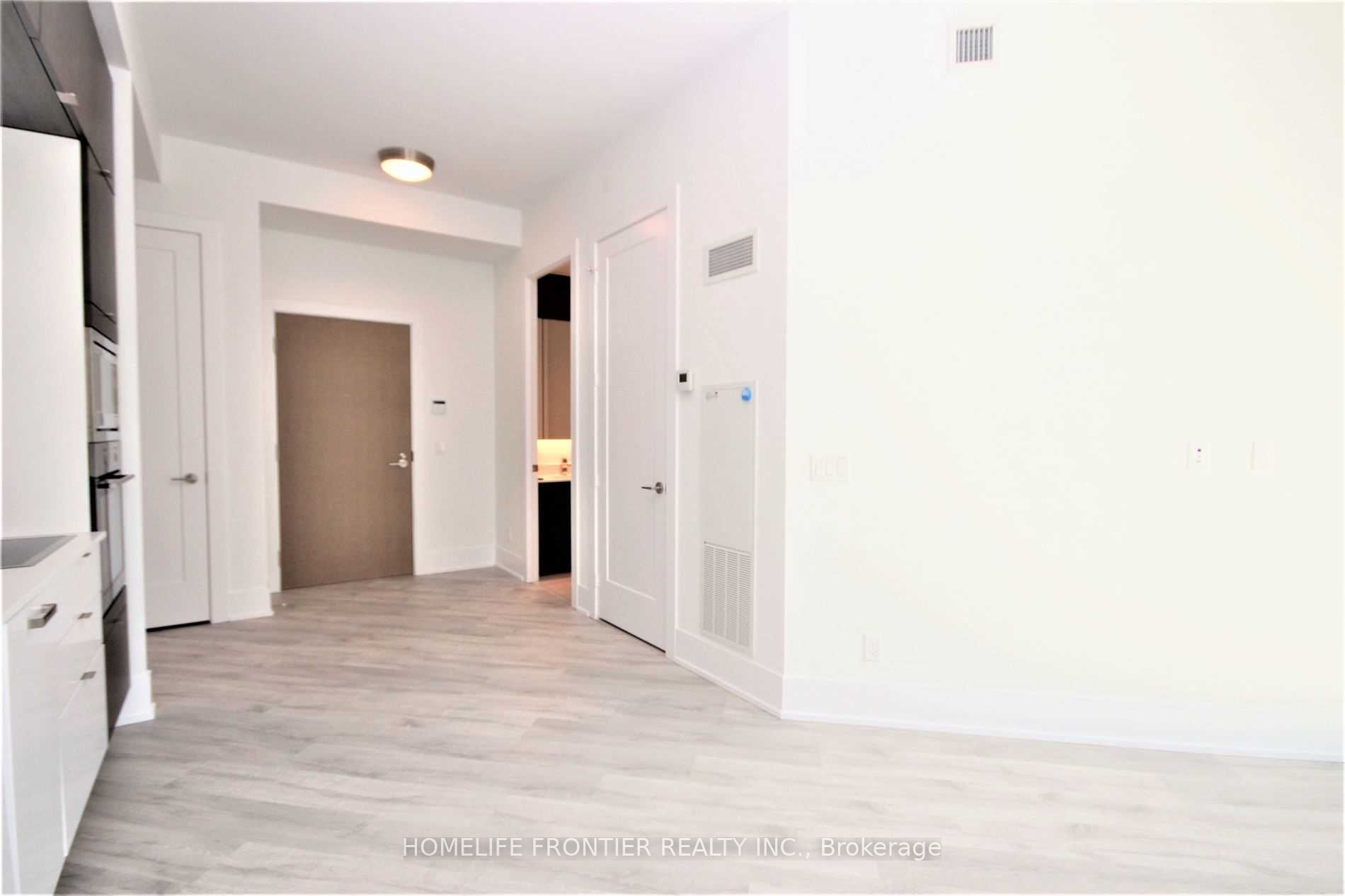 1 Edgewater Drive 912 Property Photo 12