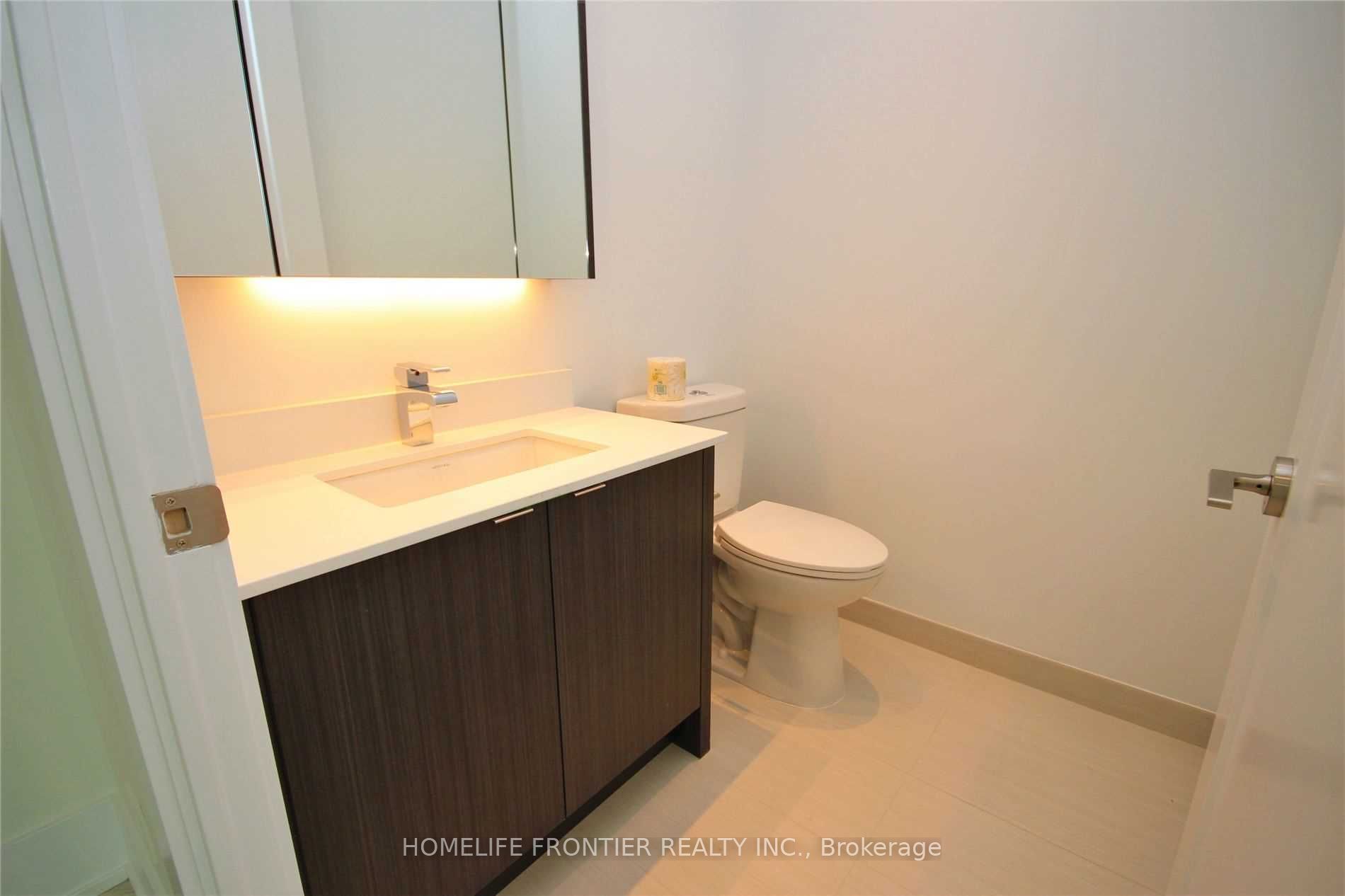 1 Edgewater Drive 912 Property Photo 17