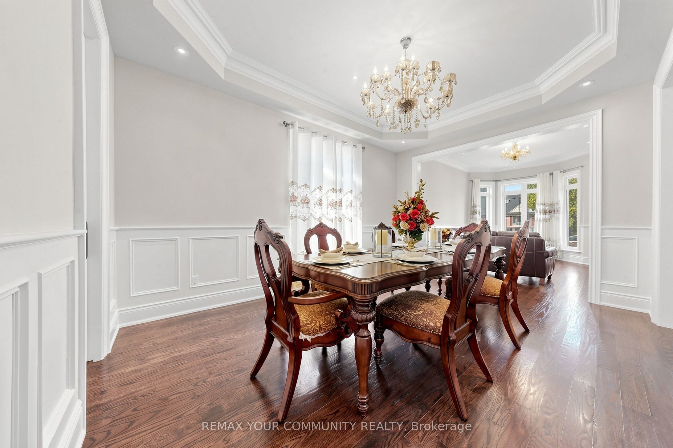 39 Moore Park Avenue Property Photo 9