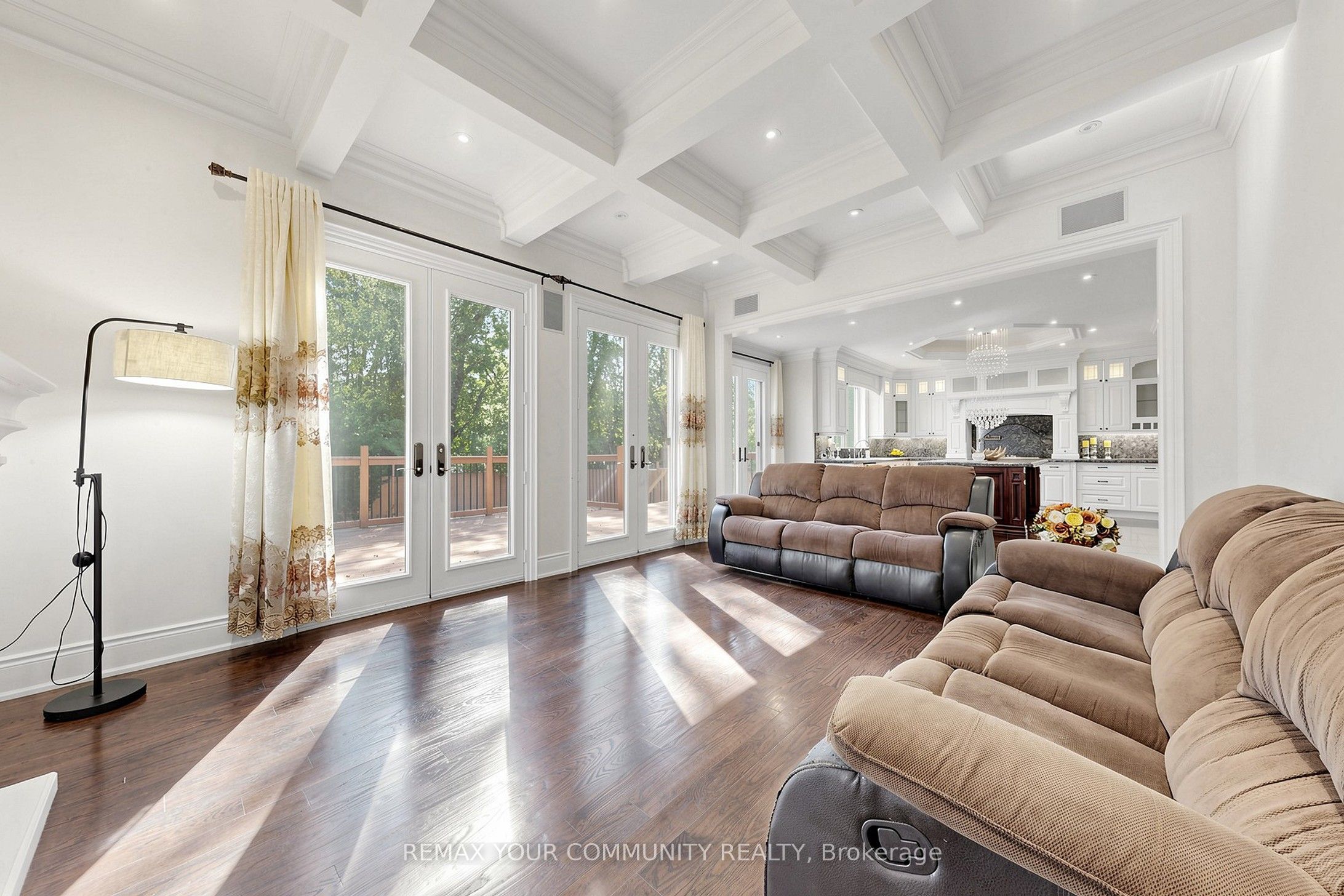39 Moore Park Avenue Property Photo 12