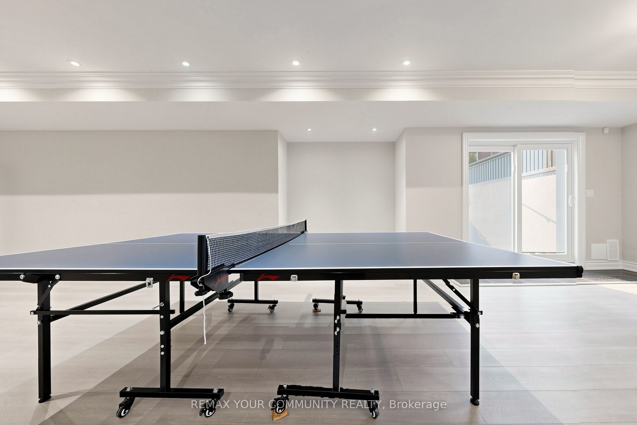 39 Moore Park Avenue Property Photo 41