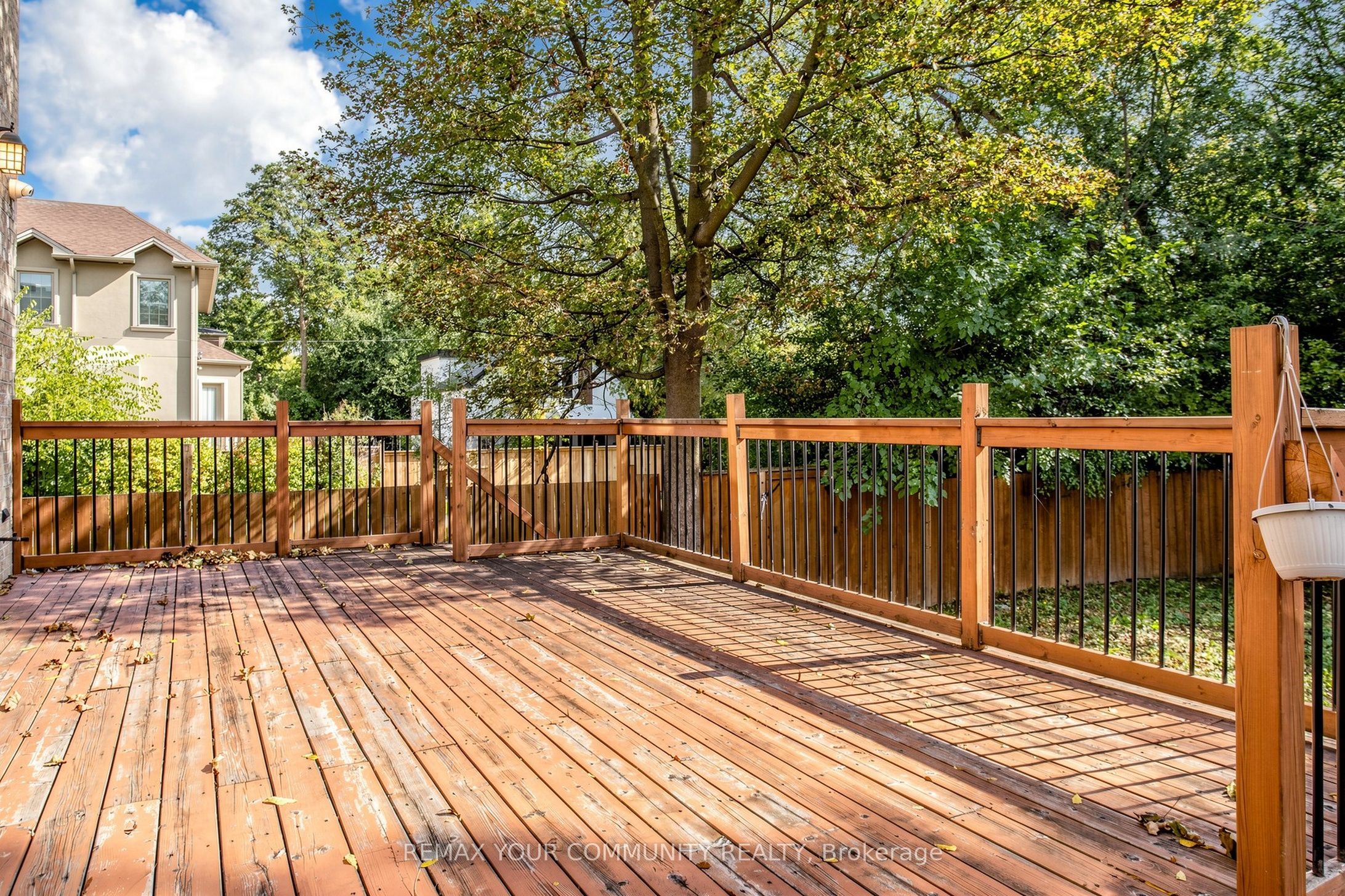 39 Moore Park Avenue Property Photo 48