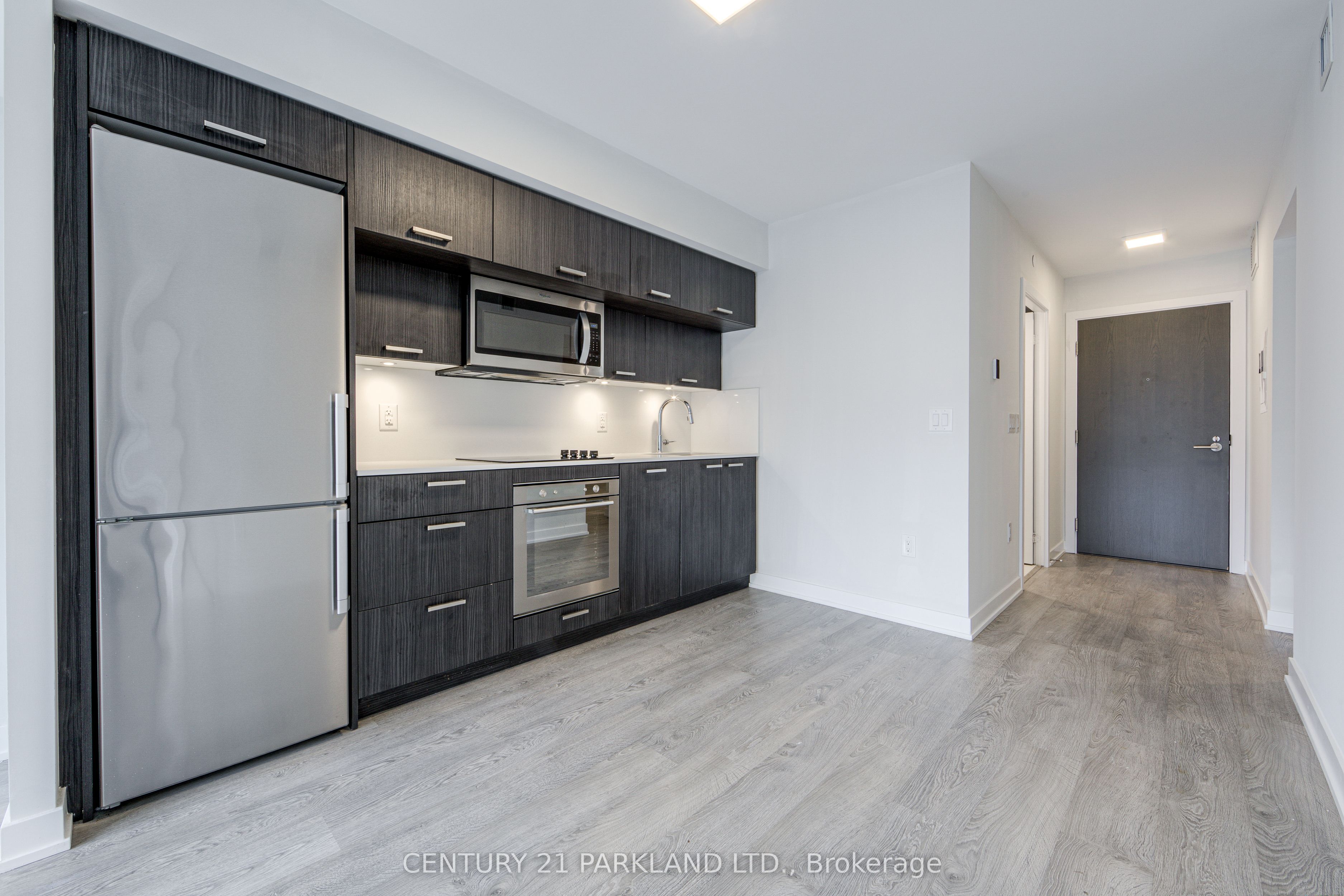 50 Mccaul Street 607 Property Photo 8