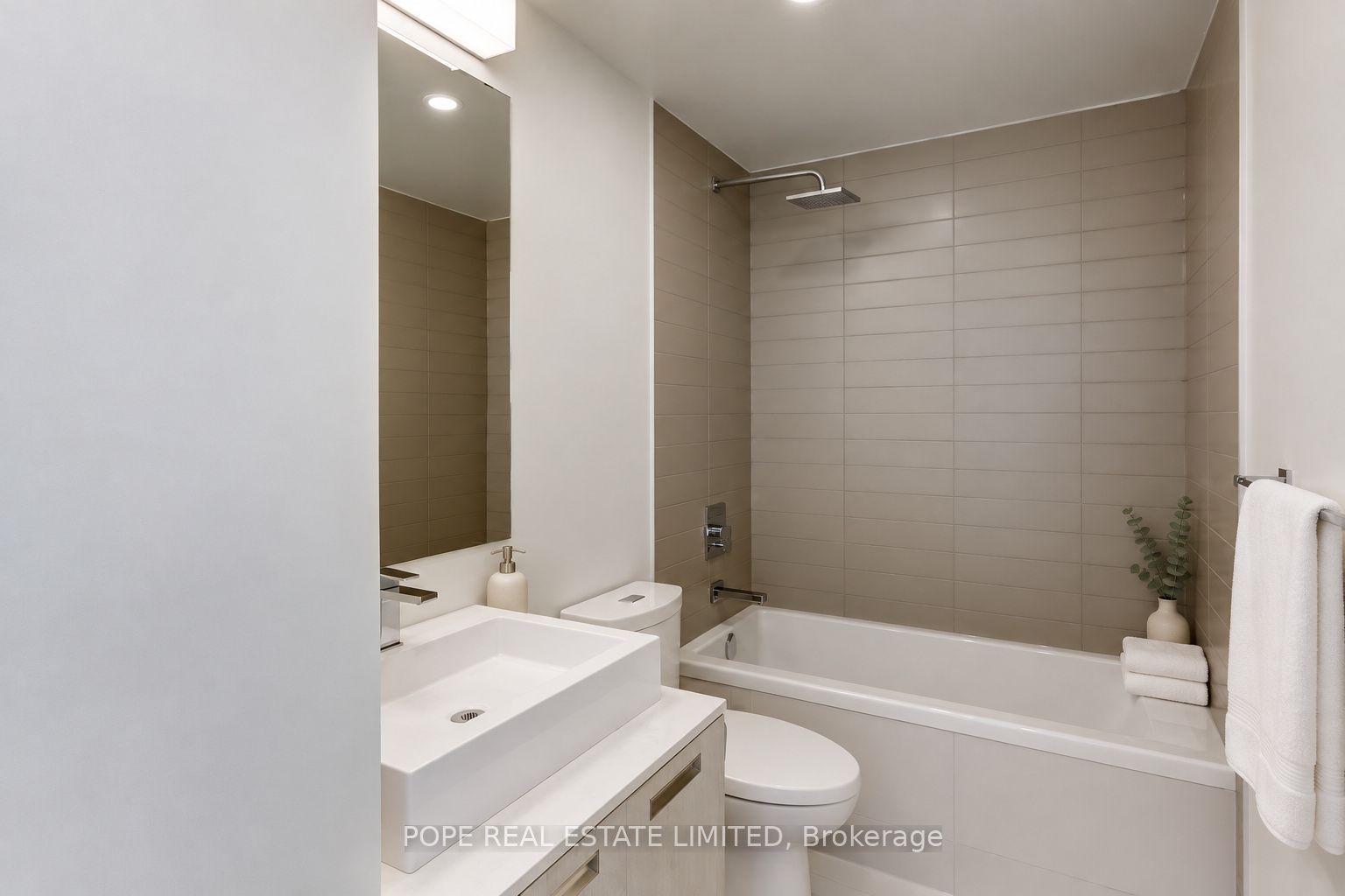 2a Church Street 412 Property Photo 16