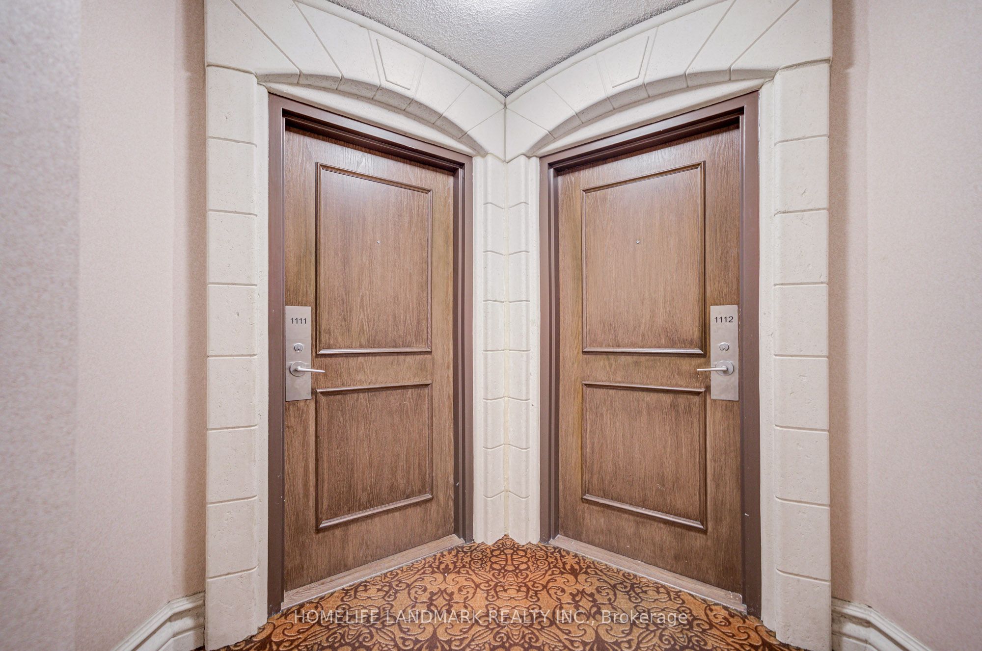 7 Lorraine Drive 1111 Property Photo 11