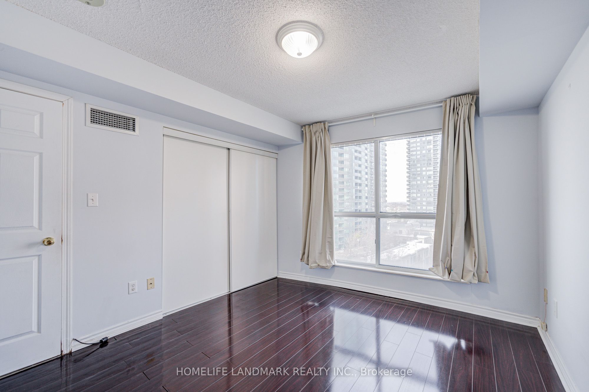 7 Lorraine Drive 1111 Property Photo 36